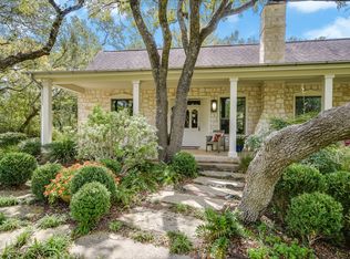 900 Enchanted Oaks Dr, Driftwood, TX 78619
