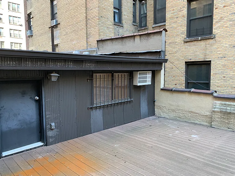 510 W End Ave #10 — Photo 1