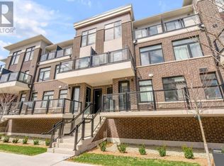 755 Omega Dr #U322, Pickering, ON L1V