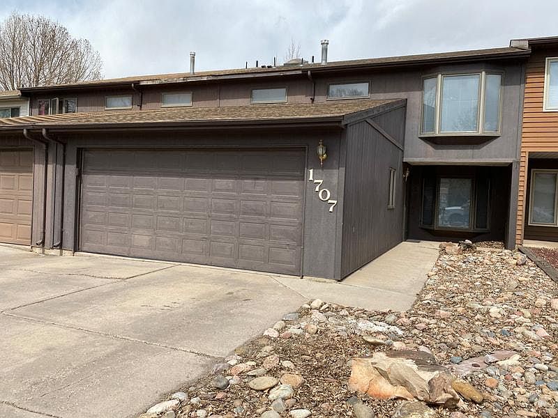 1st image of 1707 Palmer Dr #0