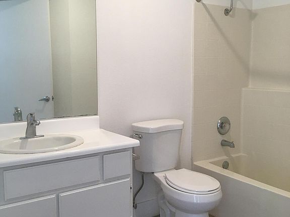 5th image of 2040 Fair Park Ave APT 0