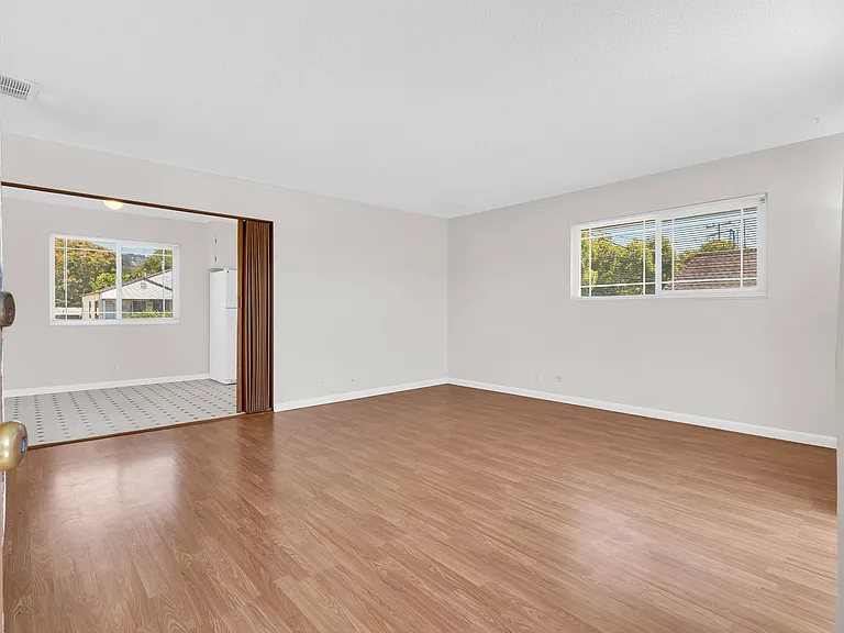 945 Kearney St #12 — Photo 7