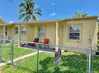 2325 N 25th Ave, Hollywood, FL 33020