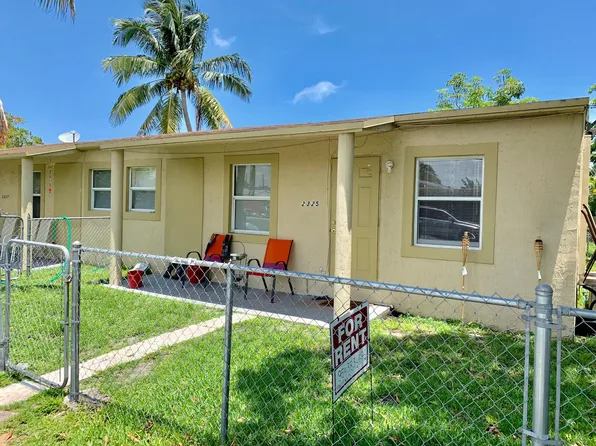 2325 N 25th Ave, Hollywood, FL 33020