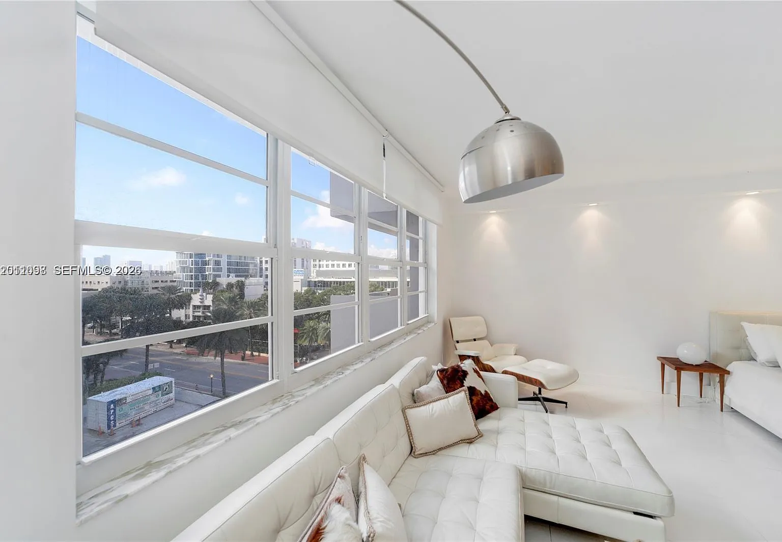 The Decoplage Condo — Photo 4