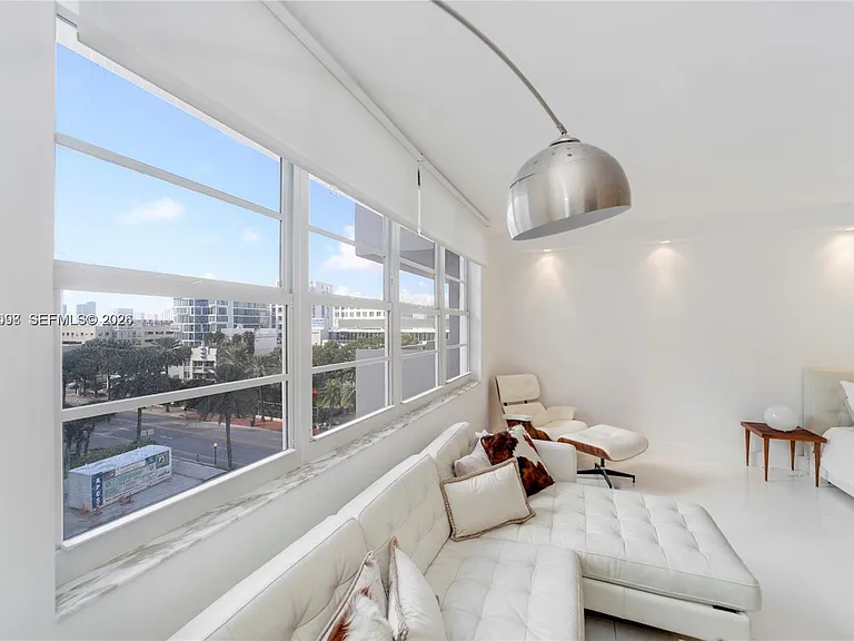 100 Lincoln Rd #605 — Photo 4