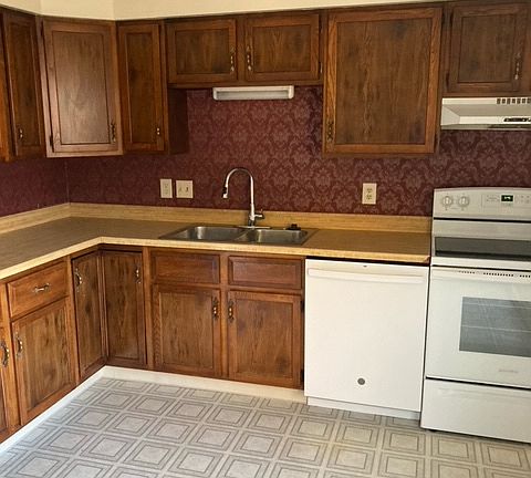 Kitchen 1