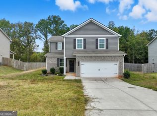 153 Fresh Laurel Ln, Locust Grove, GA 30248