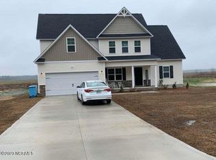 220 N Windy Ridge Rd, Hubert, NC 28539