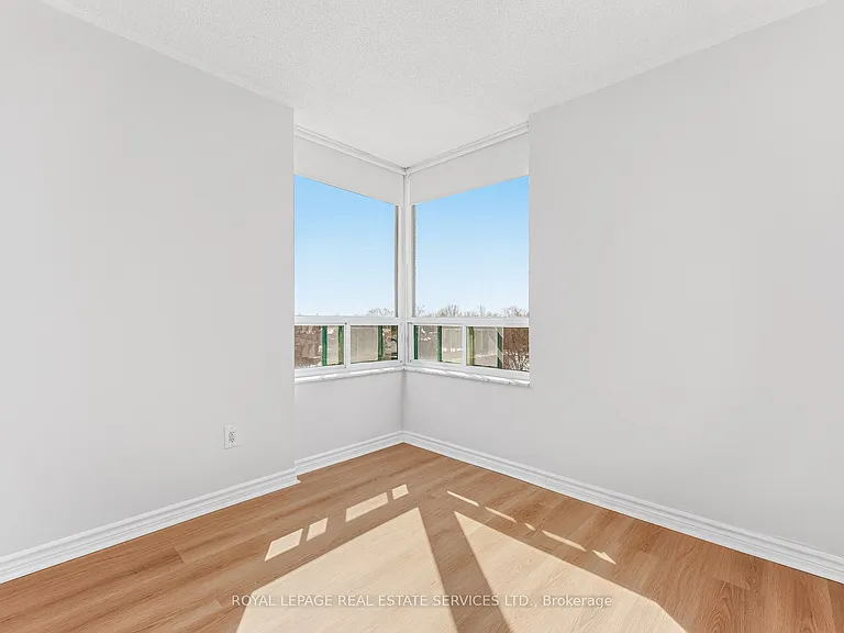 285 Enfield Pl #604 — Photo 33