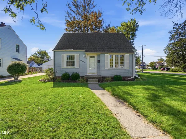 3051 Winston Blvd, Toledo, OH 43614
