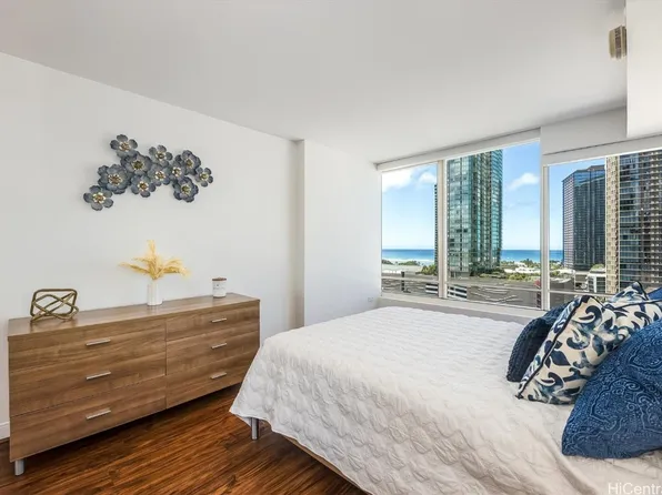 1009 Kapiolani Blvd APT 1810, Honolulu, HI 96814