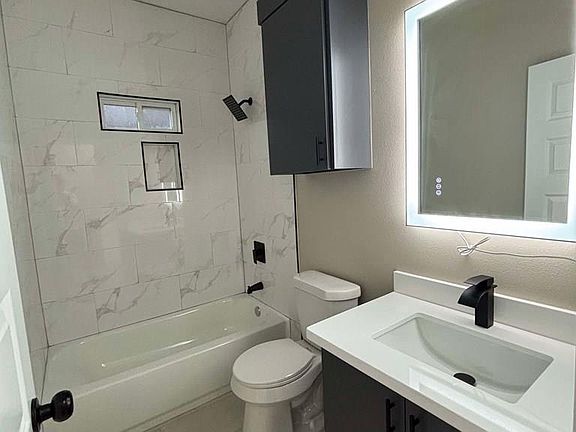 3rd image of 8729 Sandpiper Dr