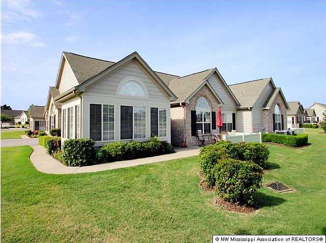 1st image of 8655 Parkview Oaks Cir #106