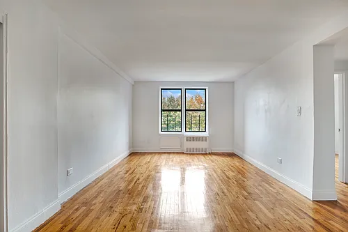 3255 Randall Ave #3D Photo 1