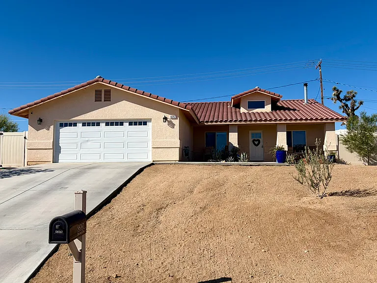 58767 Delano Trl — Photo 1