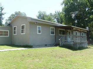 250 Hyatt Rd, Camden, TN 38320