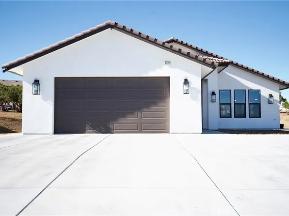 8354 Macron St, Oak Hills, CA 92344