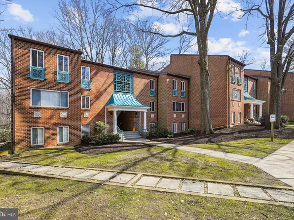 11814 Breton Ct APT 22D, Reston, VA 20191