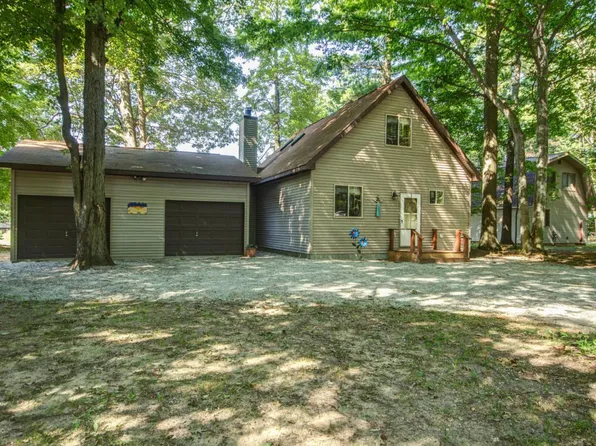 8801 W Shirley Dr, Mears, MI 49436