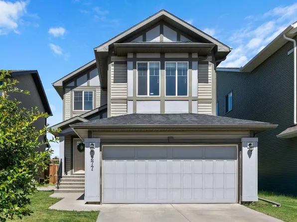 277 W Brightonwoods Gdns SE, Calgary, AB T2Z 0T4