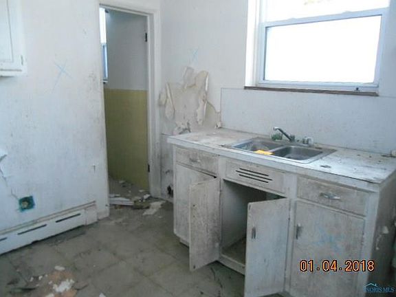 4th image of 2224 Torrey Hill Dr