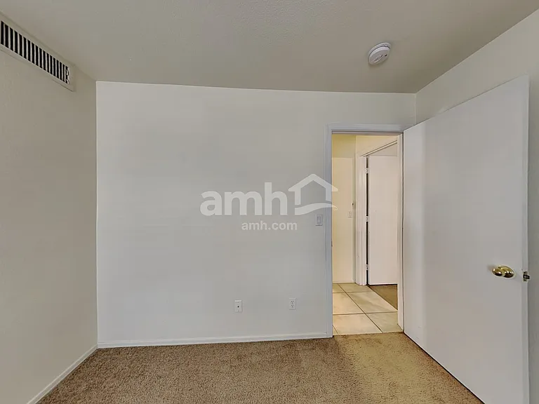 1130 W Lark Dr — Photo 20