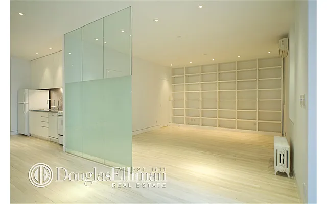 Rented by Douglas Elliman | media 29