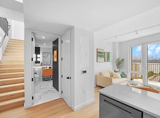 16 West St #1107, Brooklyn, NY 11222