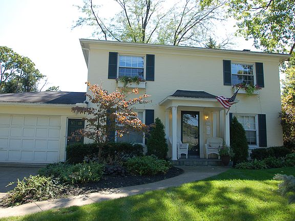 3rd image of 164 Greendale Dr
