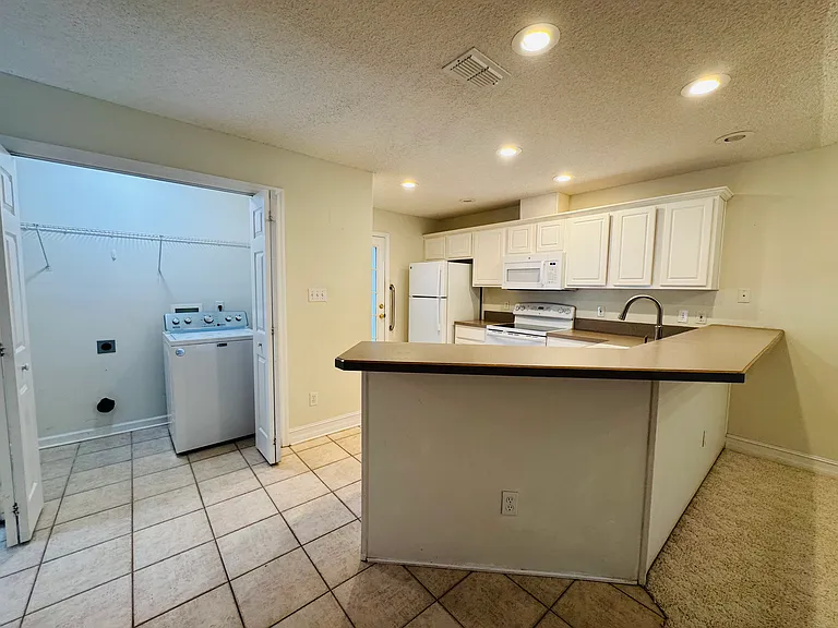 7361 Hollis St — Photo 69