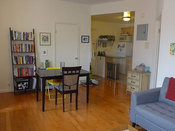 2nd image of 444 7th Ave APT 3R