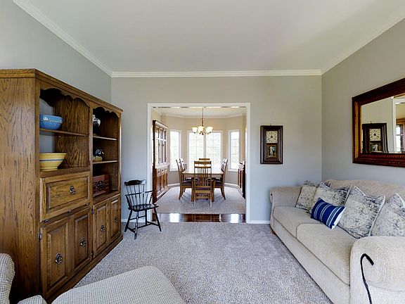 4th image of 4 Treyburn Ct