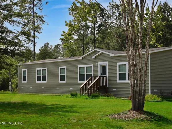 4785 MAPLE Street, Macclenny, FL 32063