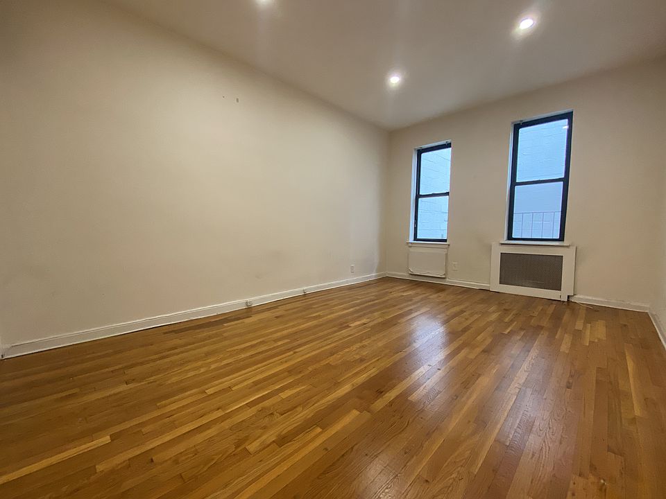 1st image of 1728 2nd Ave APT 2C