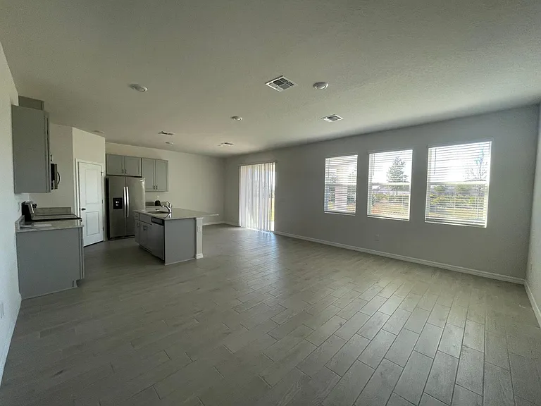 33898 Floating Heart Ct — Photo 6