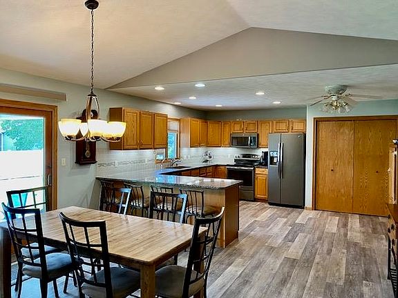 4th image of 1716 E 41st Street Pl