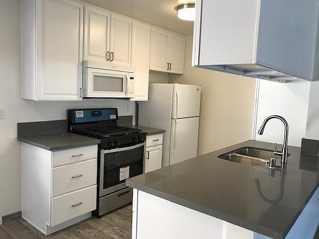 1st image of 515 S Chevy Chase Dr APT 4