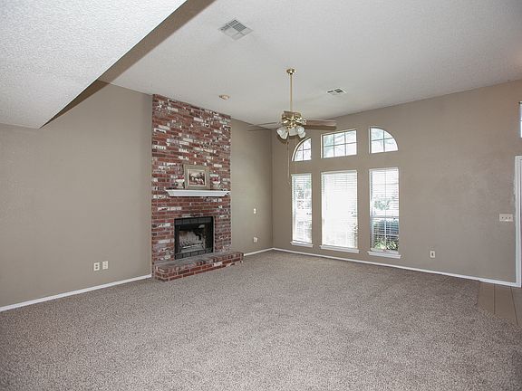 Tall ceilings in living