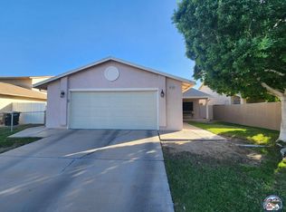 181 Driftwood Dr, El Centro, CA 92243