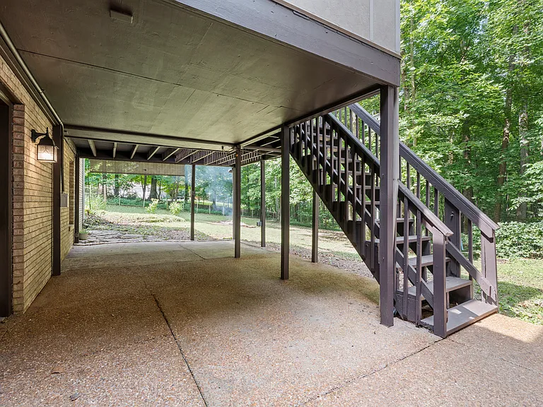 1024 Steven Springs Ct — Photo 46