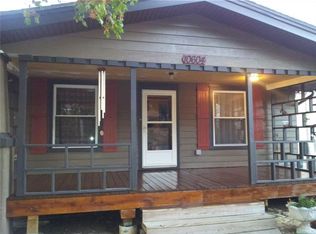 10604 E 18th St, Independence, MO 64052