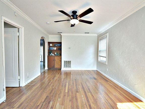 5th image of 4219 4th Ave N