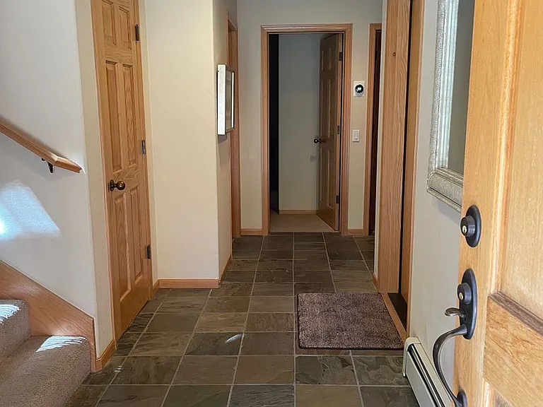 198 Country Club Dr #24 — Photo 2
