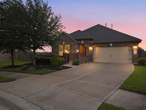 4th image of 3927 Kellys Falls Ln