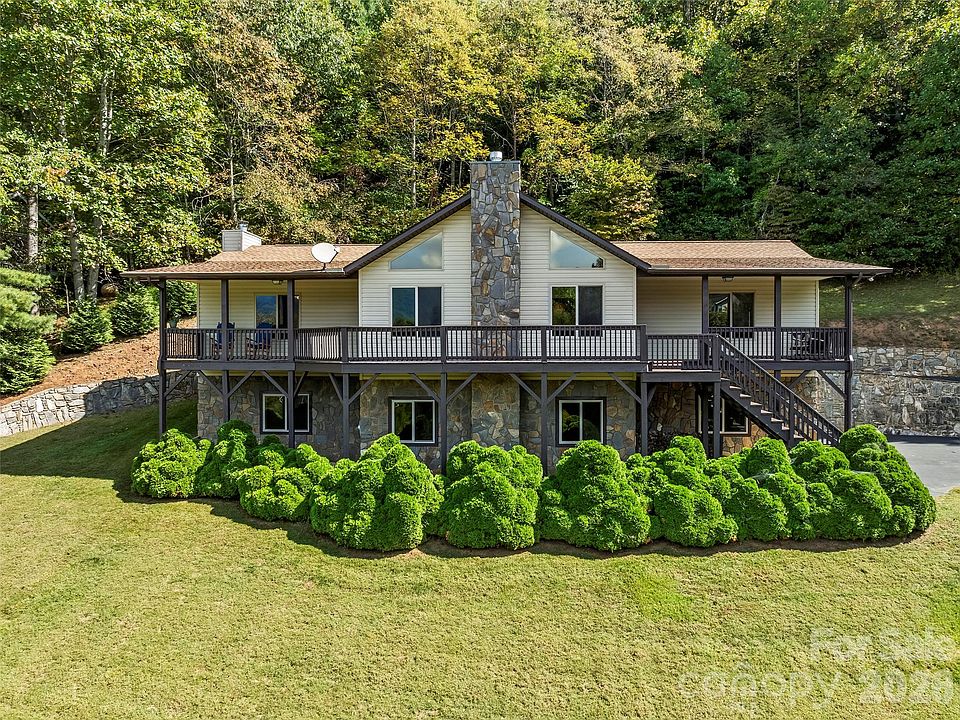 1st image of 1090 Maple Springs Dr
