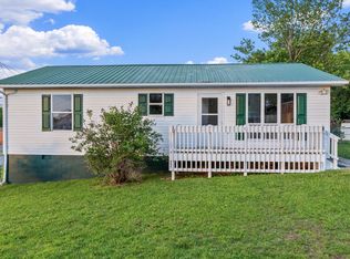 703 Kelly St, Morristown, TN 37813