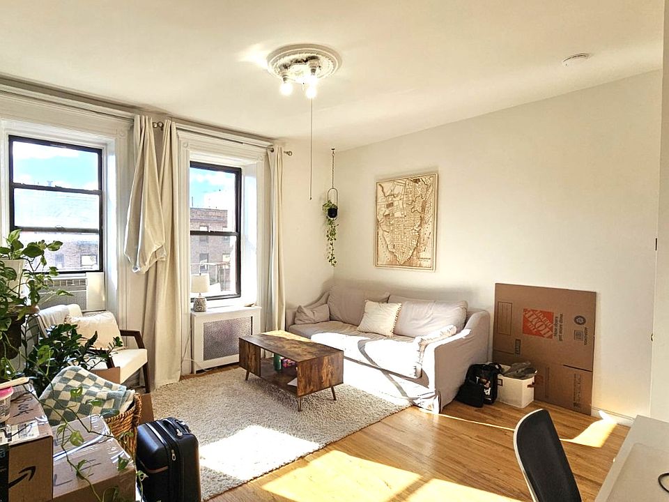 1st image of 265 W 19th St #5W