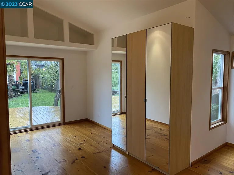 1414 San Carlos Ave — Photo 19