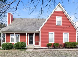 2215 Leeds Ct, Murfreesboro, TN 37129